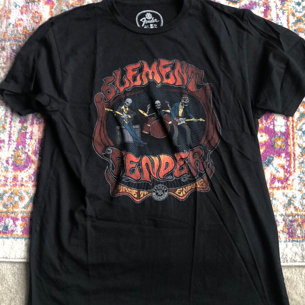 Worn Men’s tee sz Medium
